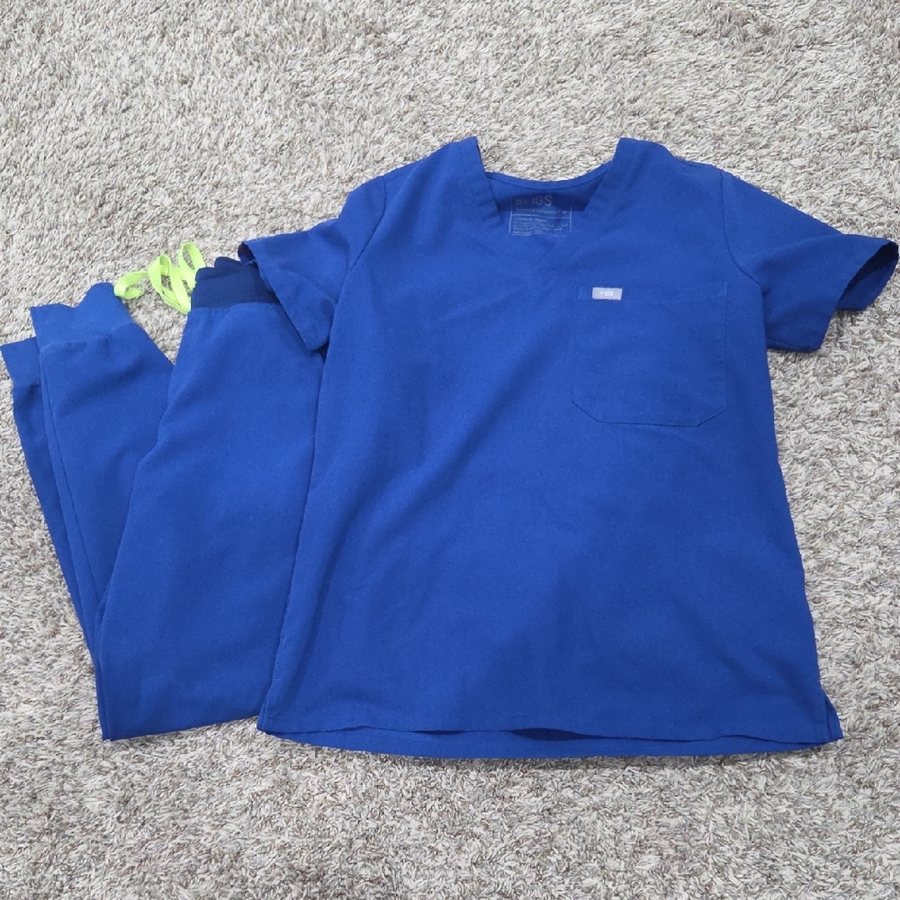 Figs Scrub Set